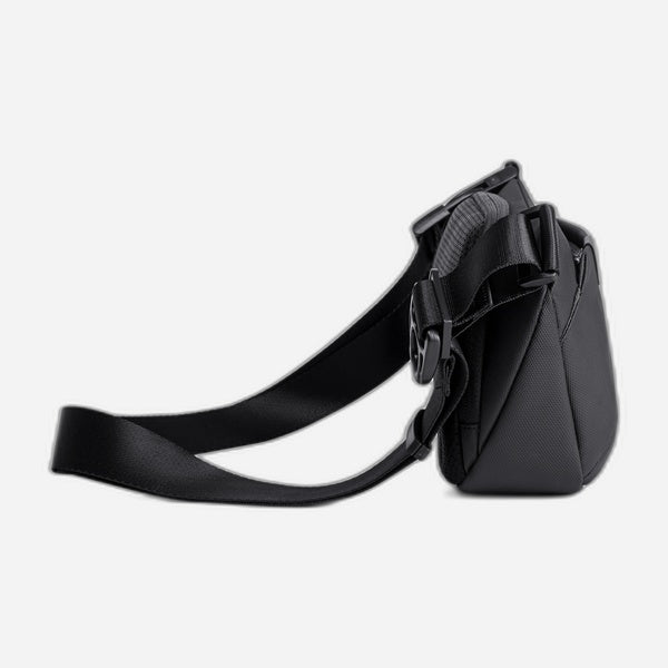 Arctic Hunter Waist Bags Y00569 kapasitas 3.5L tampak samping