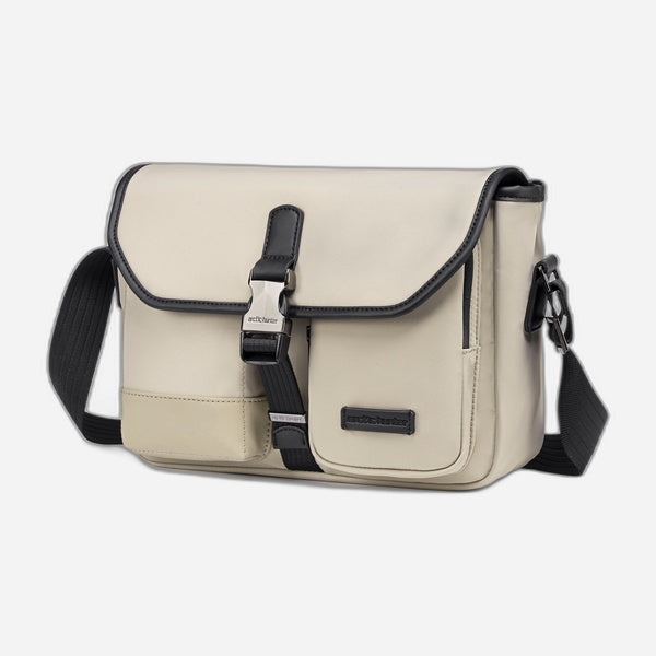 Arctic Hunter KB00827 Tas Selempang Cowok iPad 11 Inch tampak depan khaki