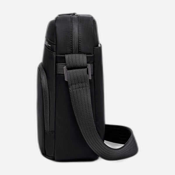 Arctic Hunter KB00831 Tas Selempang Cowok iPad 9.7 tampak samping