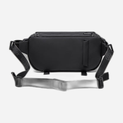 Tas Selempang Pria ARCTIC HUNTER YB00047 tampak belakan